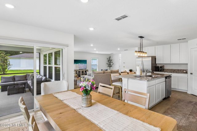 11227 ROBERT MASTERS Court, Jacksonville, FL 32218