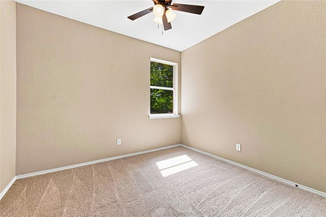 2833 Wakecrest Drive, Fort Worth, TX 76108