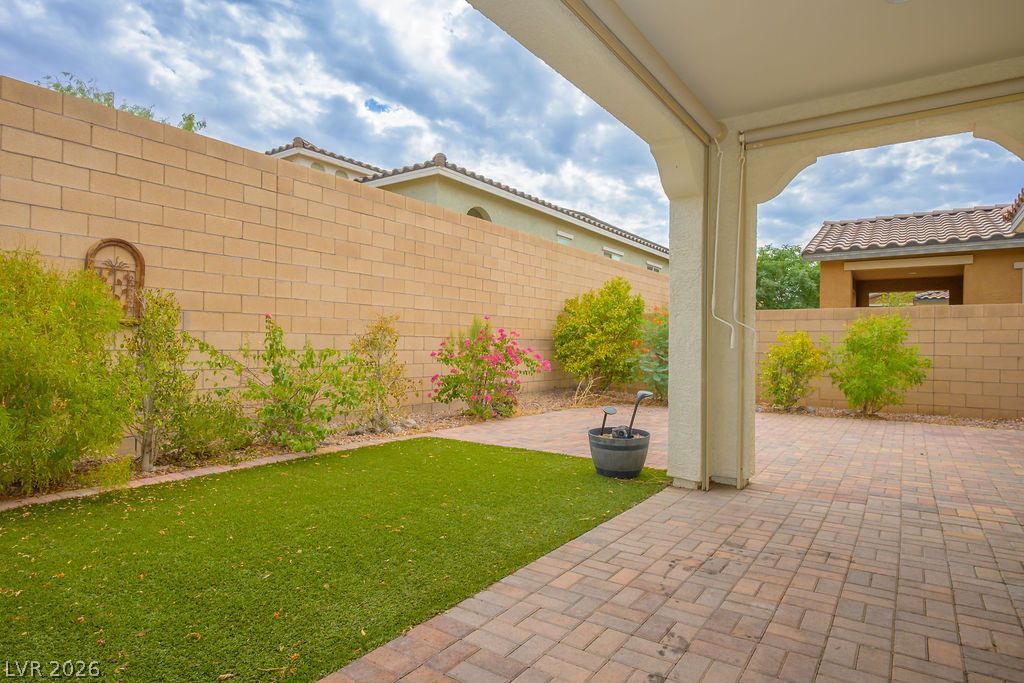 652 Cadence View Way, Henderson, NV 89011 — photo 4