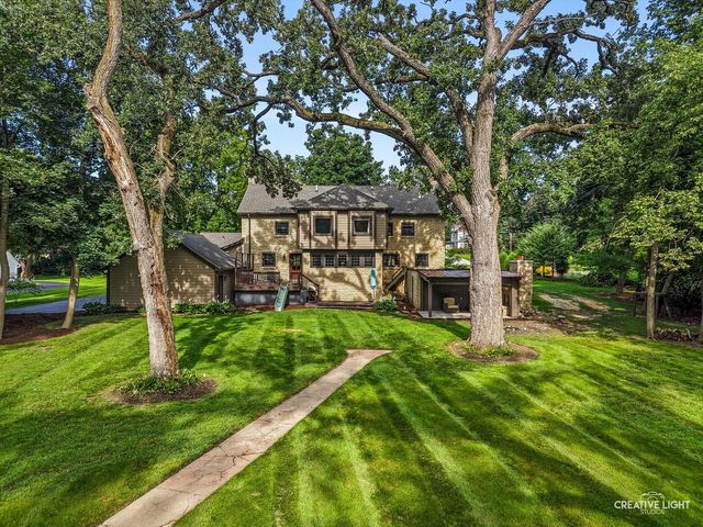 1184 S Batavia Avenue, Batavia, IL 60510