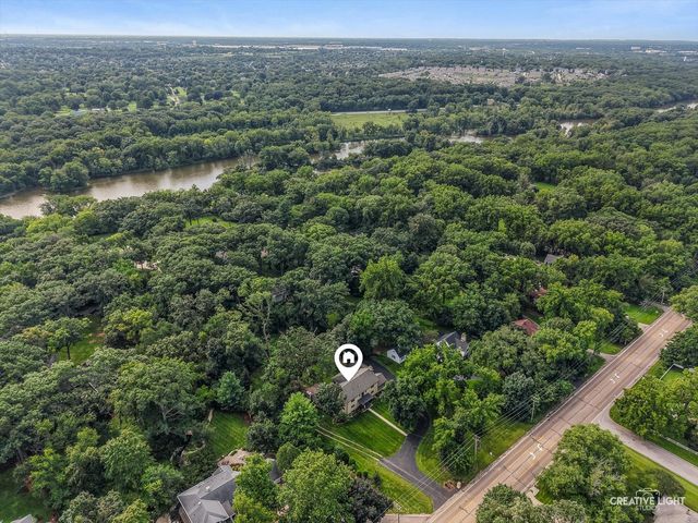 1184 S Batavia Avenue, Batavia, IL 60510