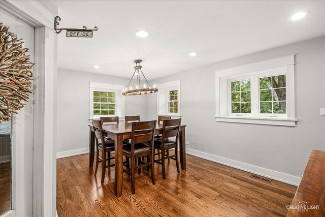 1184 S Batavia Avenue, Batavia, IL 60510