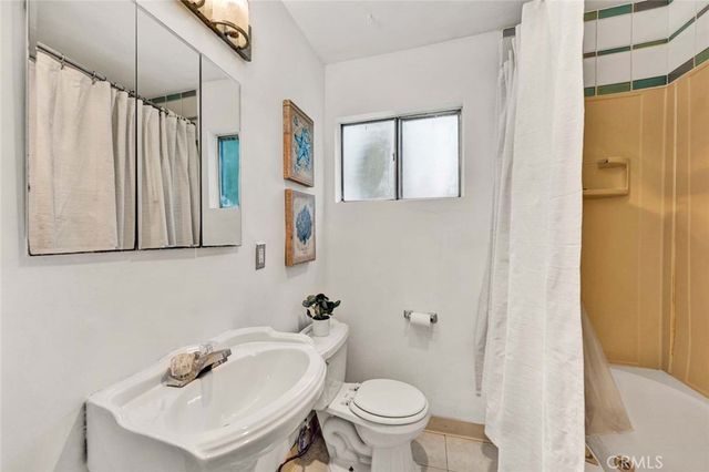 2626 Ponderosa Street, Santa Ana, CA 92705