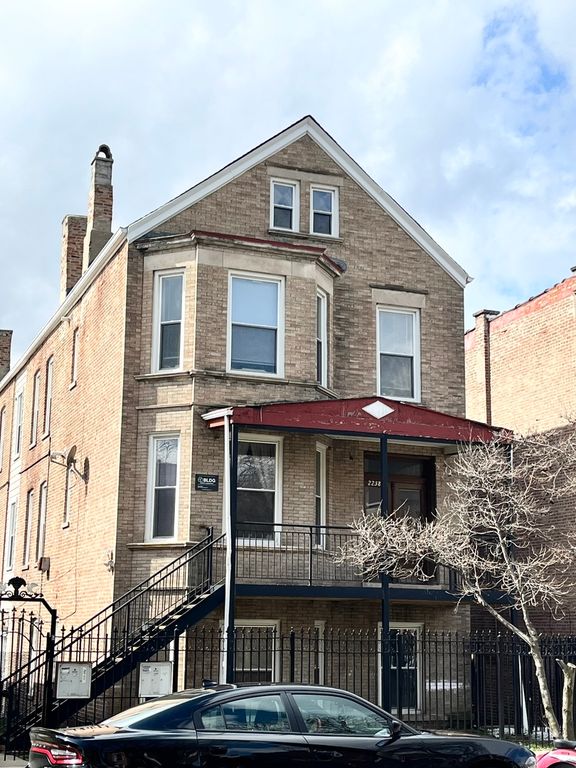 2238 S Homan Avenue 1R, Chicago, IL 60623