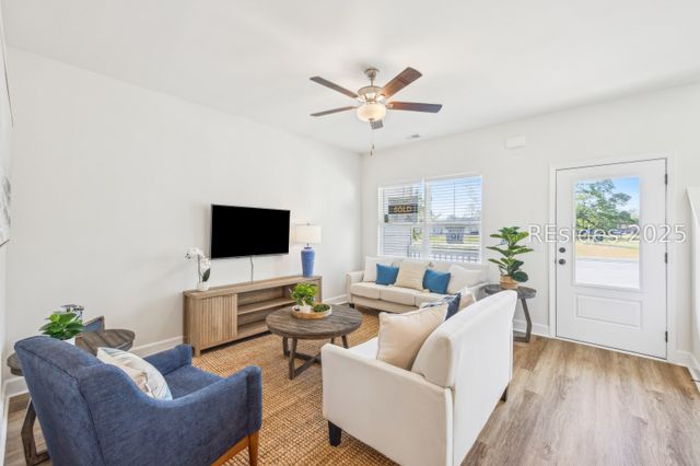 15 Silver Street 102, Ridgeland, SC 29936