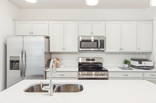 15 Silver Street 102, Ridgeland, SC 29936