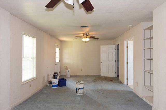 603 W Main ST, Johnson City, TX 78636