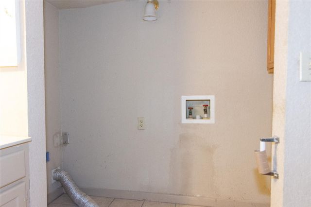 603 W Main ST, Johnson City, TX 78636