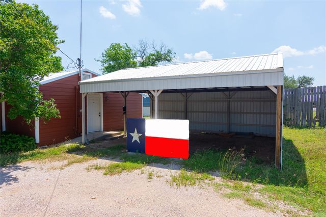 603 W Main ST, Johnson City, TX 78636