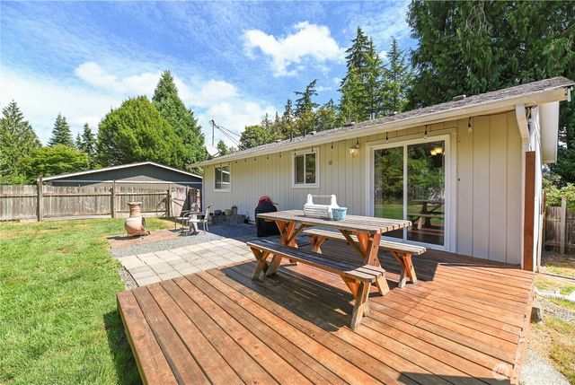 16420 W Lake Goodwin Road, Stanwood, WA 98292