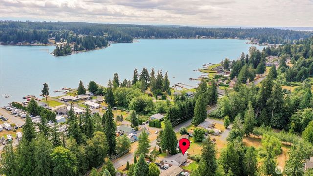 16420 W Lake Goodwin Road, Stanwood, WA 98292