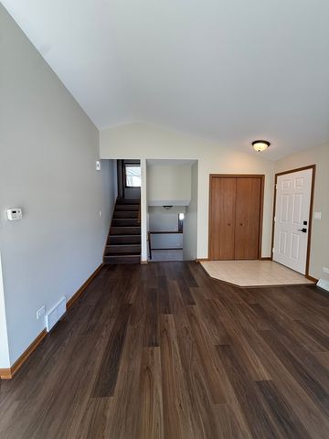 39 Spuhler Drive 39, Batavia, IL 60510