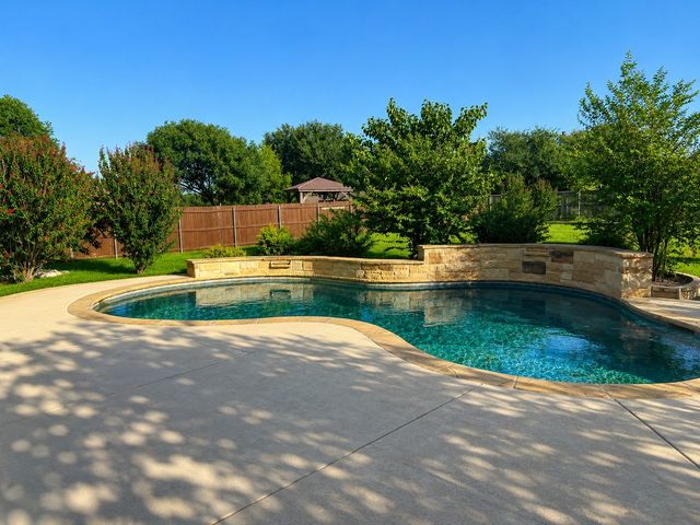 1317 Bluff Springs Drive, Fort Worth, TX 76052