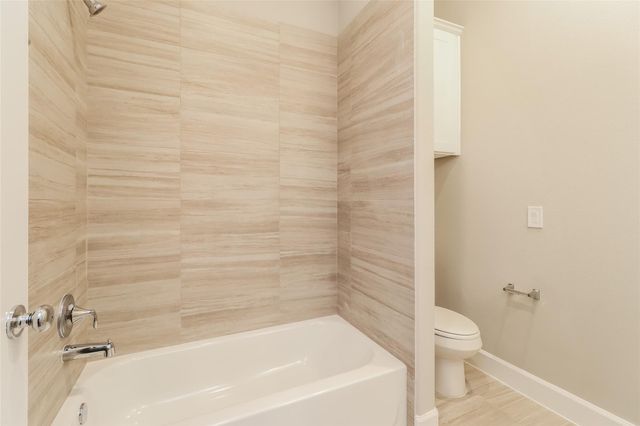 5107 Royal Heath Drive, Houston, TX 77018