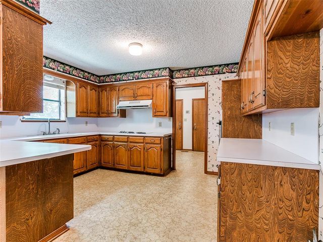 8301 NW 50th Street, Oklahoma City, OK 73132