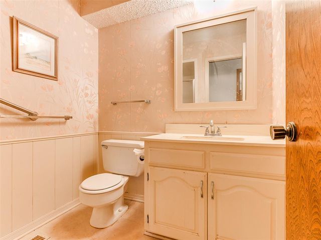 8301 NW 50th Street, Oklahoma City, OK 73132