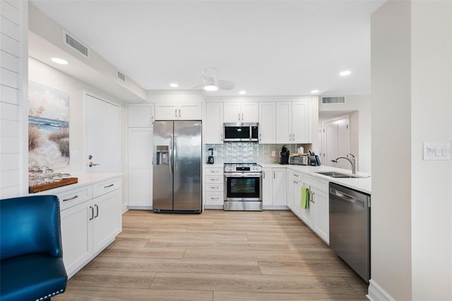 1621 GULF BOULEVARD 501, Clearwater Beach, FL 33767