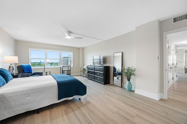 1621 GULF BOULEVARD 501, Clearwater Beach, FL 33767