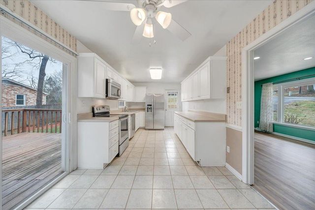 2546 Willowlawn ST, Roanoke, VA 24018