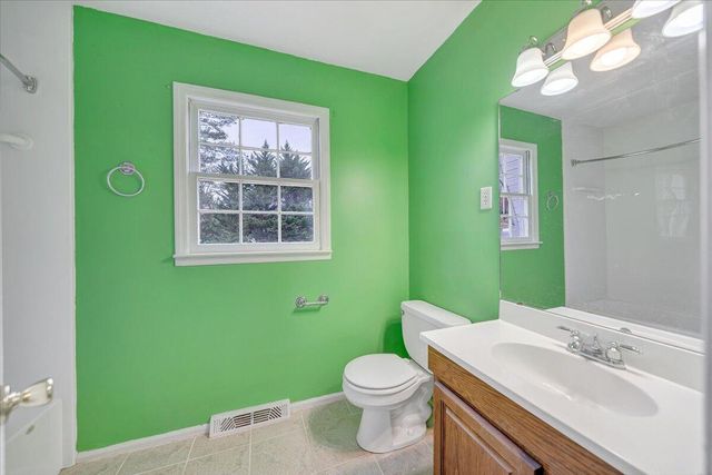 2546 Willowlawn ST, Roanoke, VA 24018