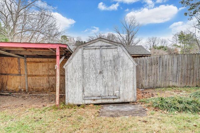 2546 Willowlawn ST, Roanoke, VA 24018