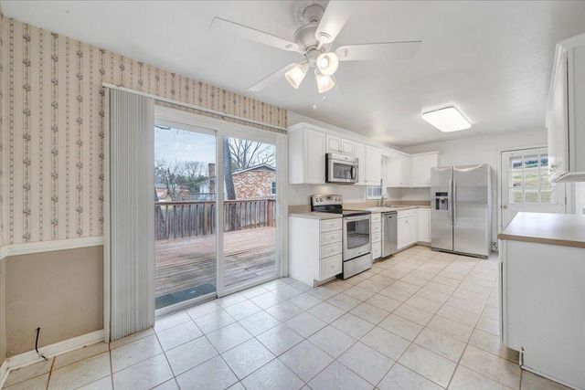 2546 Willowlawn ST, Roanoke, VA 24018