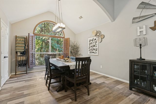 1912 Creek Bend Drive, Corinth, TX 76208
