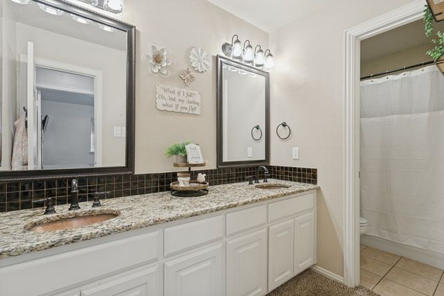 1912 Creek Bend Drive, Corinth, TX 76208