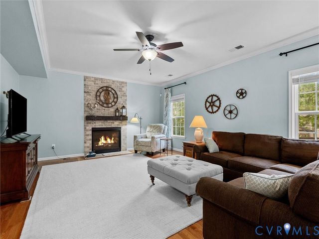 9990 Orchard Meadow Rd, Mechanicsville, VA 23116