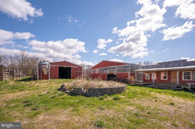5395 COURTNEYS CORNER RD, Sumerduck, VA 22742