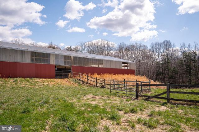 5395 COURTNEYS CORNER RD, Sumerduck, VA 22742