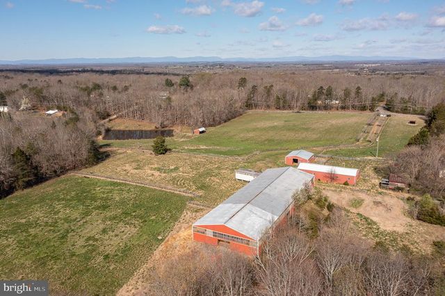 5395 COURTNEYS CORNER RD, Sumerduck, VA 22742