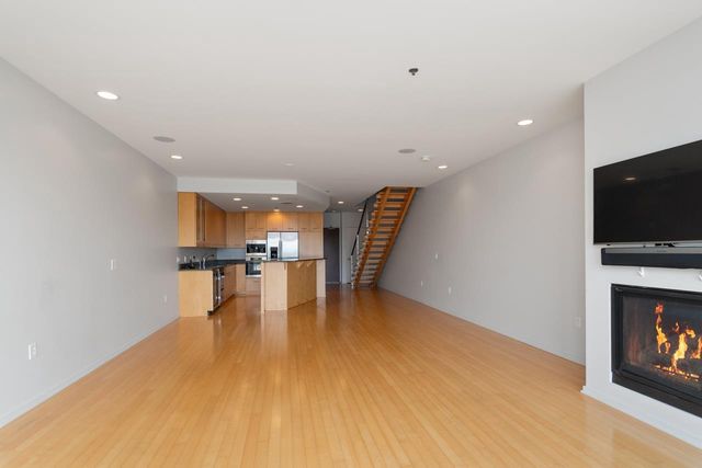 101 CHERRY STREET #404, Green Bay, WI 54301