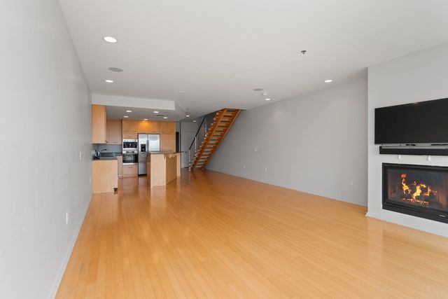 101 CHERRY STREET #404, Green Bay, WI 54301