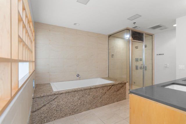 101 CHERRY STREET #404, Green Bay, WI 54301