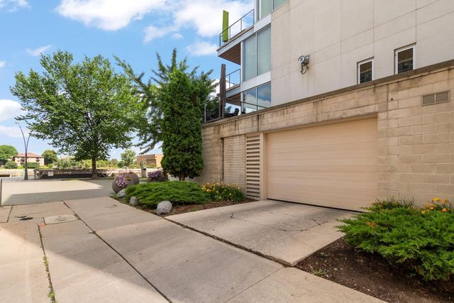 101 CHERRY STREET #404, Green Bay, WI 54301