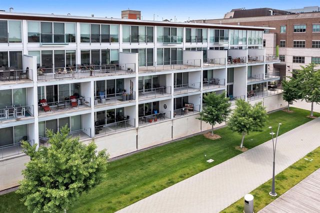 101 CHERRY STREET #404, Green Bay, WI 54301