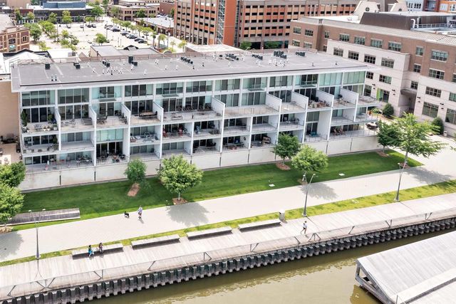 101 CHERRY STREET #404, Green Bay, WI 54301
