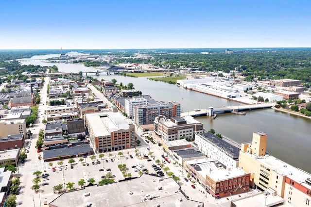 101 CHERRY STREET #404, Green Bay, WI 54301
