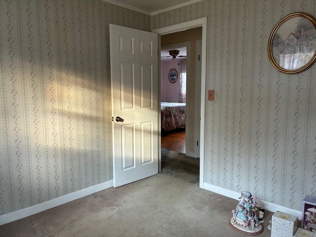 21 Ridge Drive, Montville, CT 06382