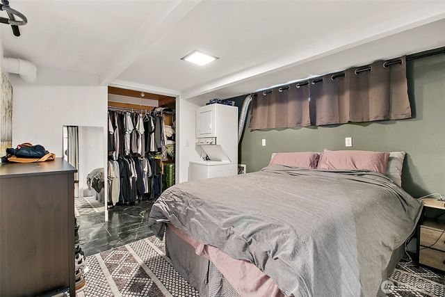 2416 NE 16th Street, Renton, WA 98056