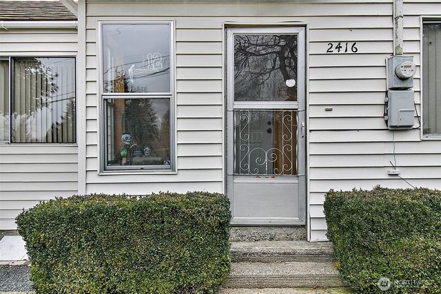 2416 NE 16th Street, Renton, WA 98056