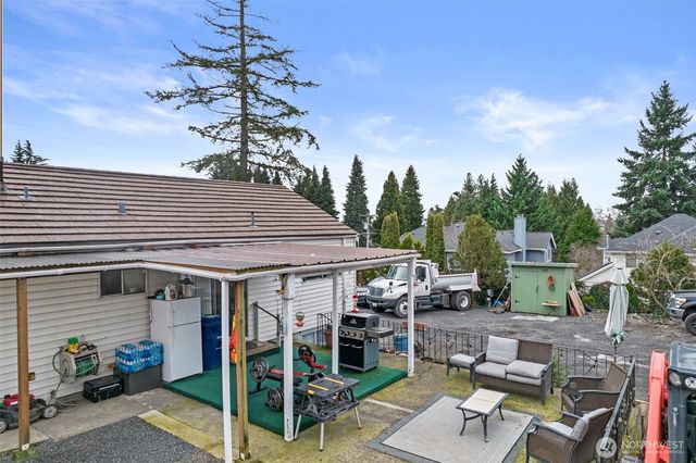 2416 NE 16th Street, Renton, WA 98056