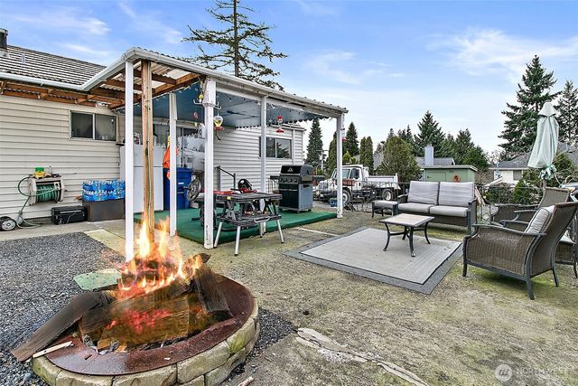2416 NE 16th Street, Renton, WA 98056