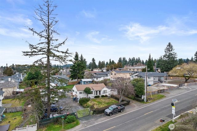 2416 NE 16th Street, Renton, WA 98056