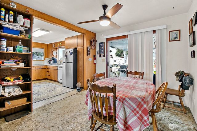 2416 NE 16th Street, Renton, WA 98056