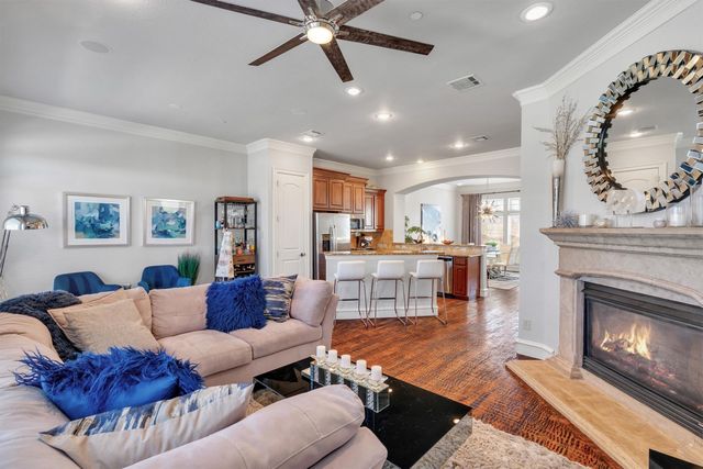 4041 Winsor Drive, Farmers Branch, TX 75244