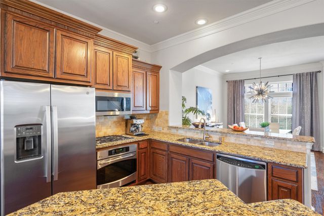 4041 Winsor Drive, Farmers Branch, TX 75244