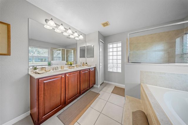 36812 ALAQUA COURT, Eustis, FL 32736