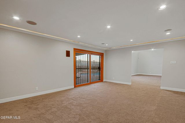6721 Morningside Circle, El Paso, TX 79904